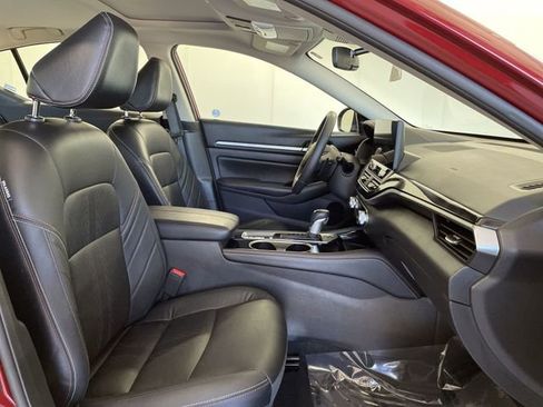 Certified 2024 Nissan Altima 2.0 SR image 18