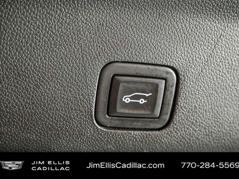 Used 2023 GMC Yukon Denali image 37