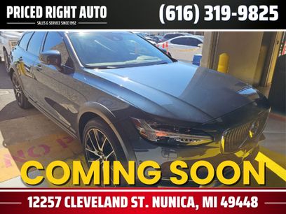 Used 2018 Volvo V90 T6 Cross Country w/ Convenience Package