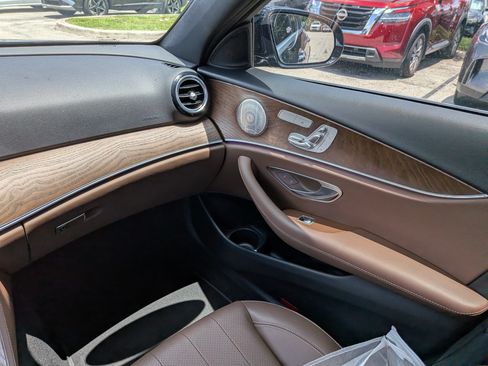 Used 2023 Mercedes-Benz E 450 4MATIC All-Terrain Wagon w/ Premium Package image 19
