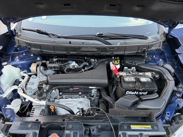Used 2020 Nissan Rogue SV FWD image 31