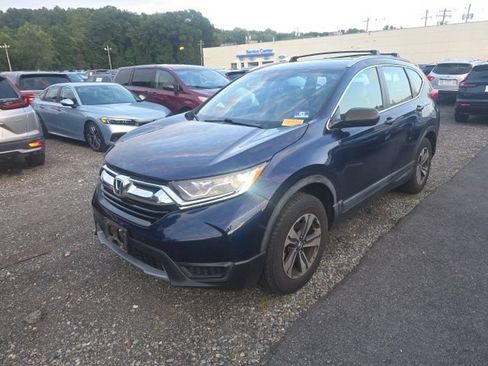 Used 2017 Honda CR-V LX image 2