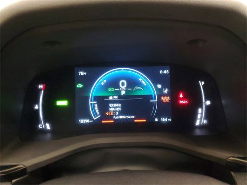 Certified 2025 Toyota Camry LE image 23