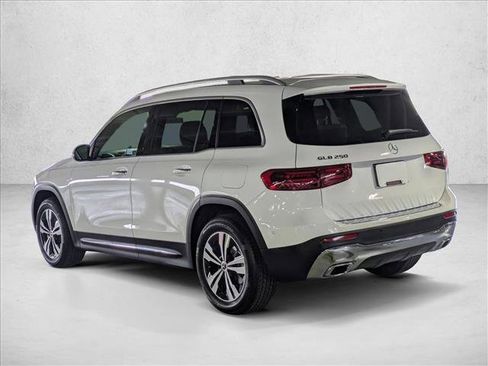 Certified 2025 Mercedes-Benz GLB 250 image 11