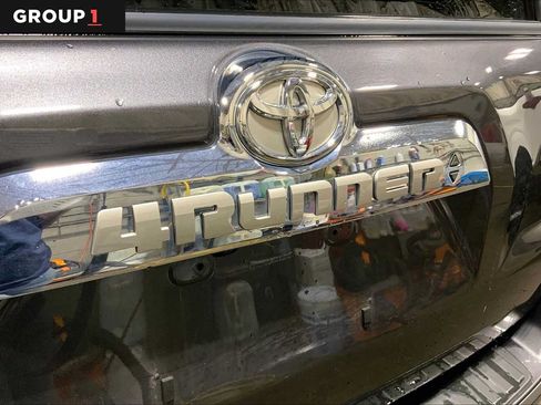 Used 2023 Toyota 4Runner Limited AWD/4WD image 10