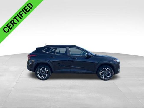 Certified 2024 Chevrolet Trax LT w/ Driver Confidence Package FWD image 7