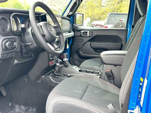 New 2026 Jeep Gladiator Rubicon w/ Steel Power Dome Hood Package image 18