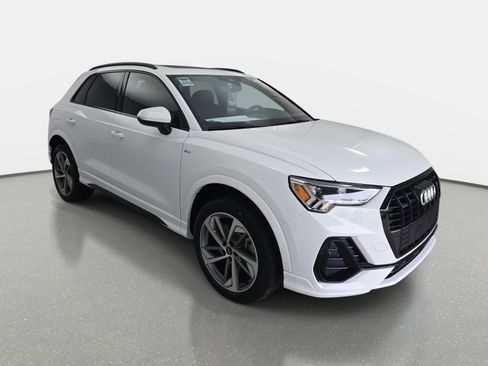 New 2025 Audi Q3 2.0T Premium image 3