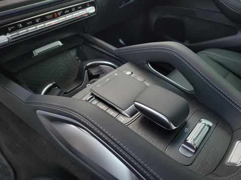 New 2026 Mercedes-Benz GLS 580 4MATIC image 21