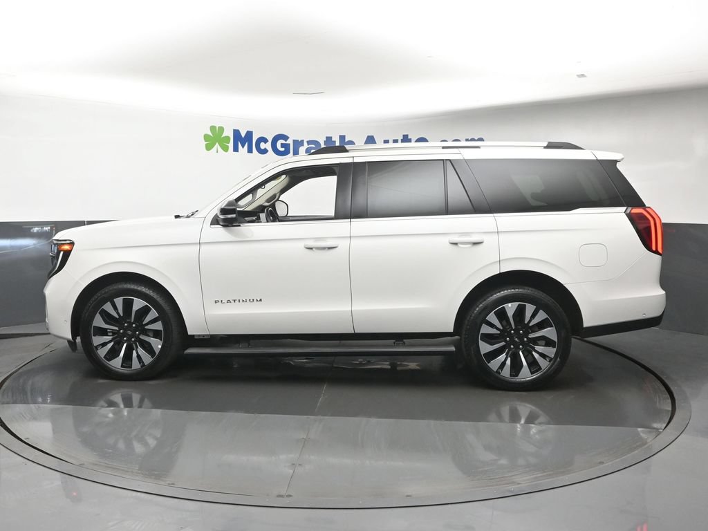 Used 2025 Ford Expedition Platinum w/ Driver's Package AWD/4WD image 27