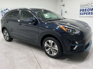 Used 2022 Kia Niro EX video 2