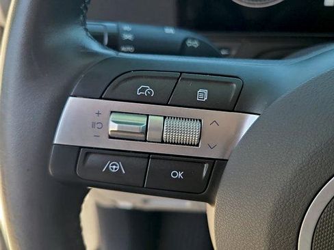 Certified 2025 Hyundai Kona SEL FWD image 27