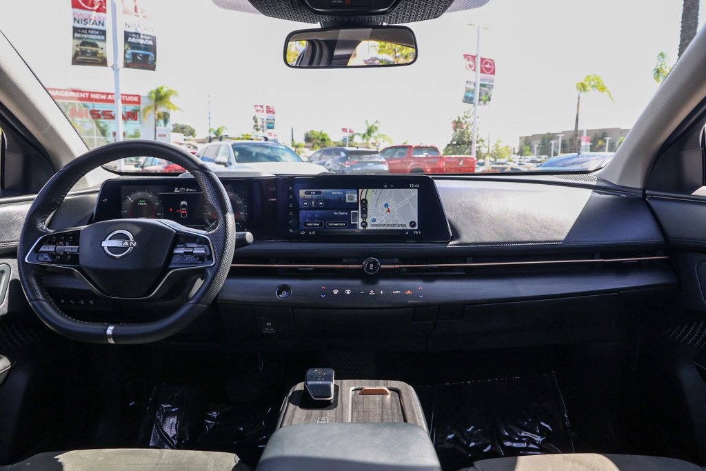 Used 2024 Nissan Ariya AWD image 24