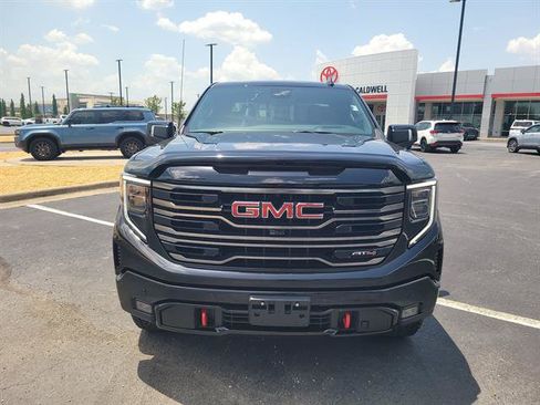 Used 2026 GMC Sierra 1500 AT4 w/ Technology Package AWD/4WD image 31
