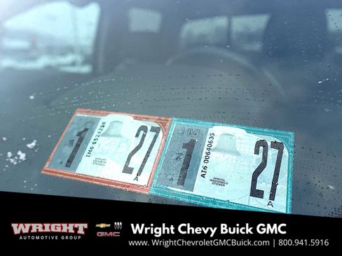 Used 2018 GMC Sierra 1500 SLT w/ Enhanced Driver Alert Package image 8