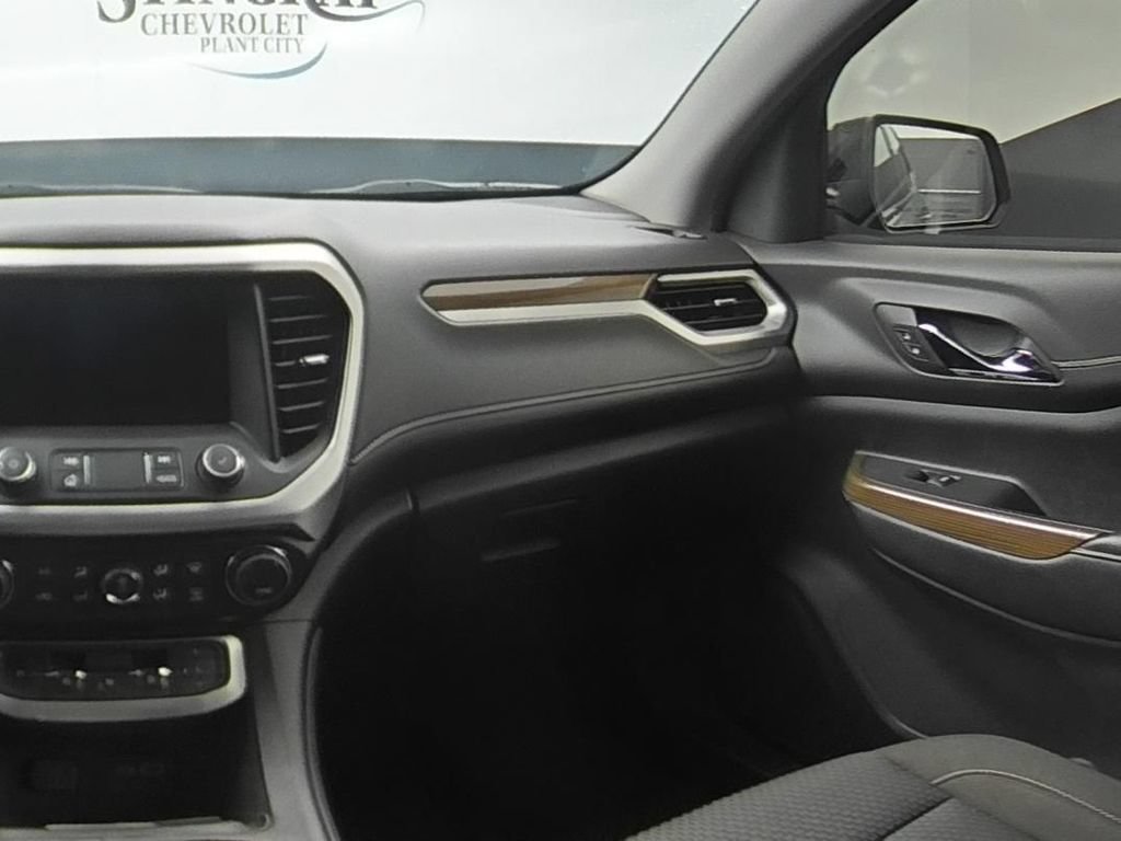 Used 2023 GMC Acadia SLE w/ Elevation Edition FWD image 15