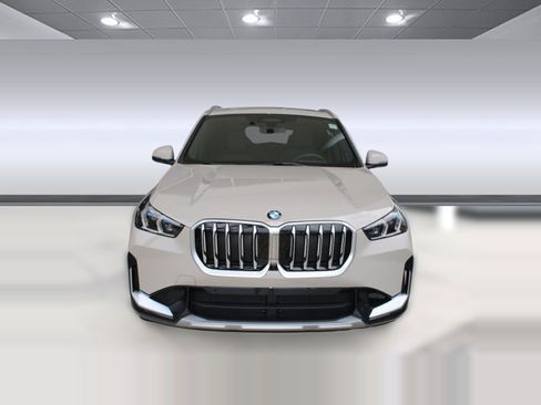 Used 2026 BMW X1 xDrive28i image 6