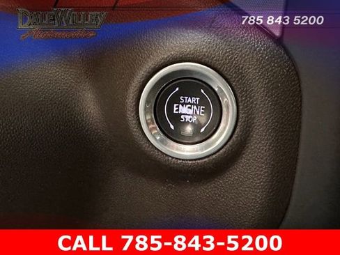 Used 2019 GMC Sierra 1500 SLT w/ SLT Premium Plus Package image 14