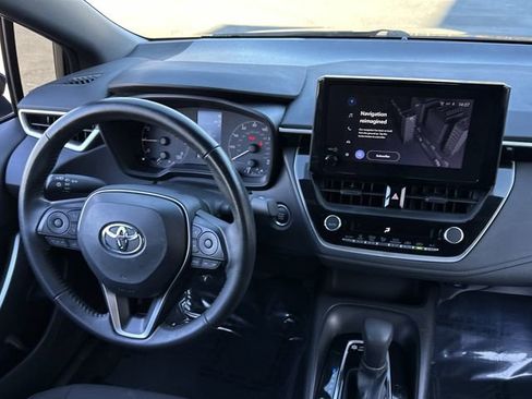 Used 2023 Toyota Corolla SE image 16
