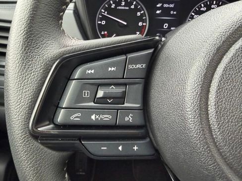 Used 2025 Subaru Forester Premium AWD/4WD image 15