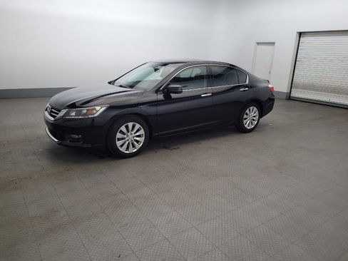 Used 2015 Honda Accord EX-L image 2