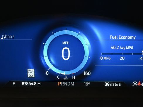 Used 2020 Ford Explorer Platinum w/ Premium Technology Package image 14