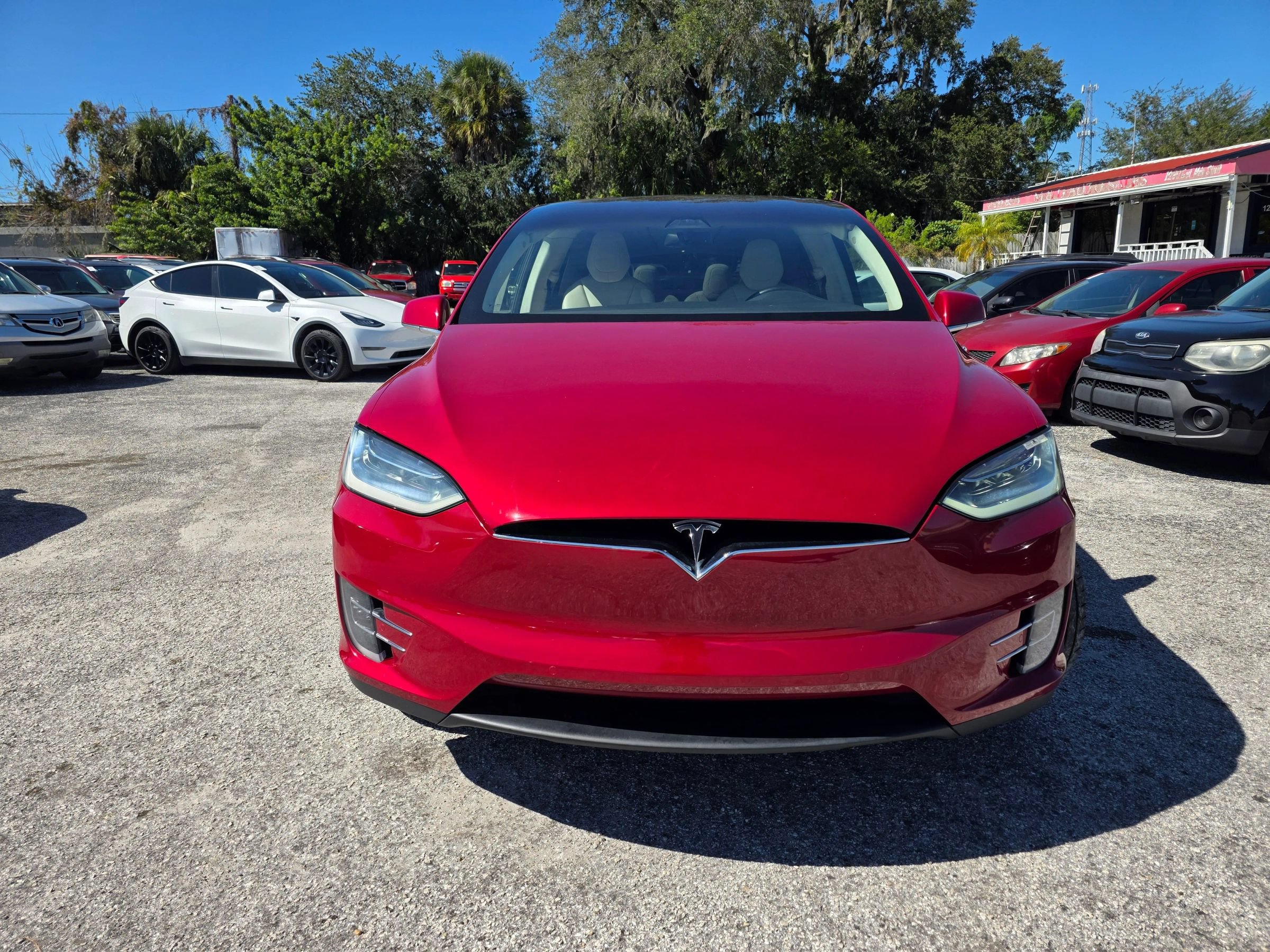 Used 2017 Tesla Model X 100D AWD/4WD image 3