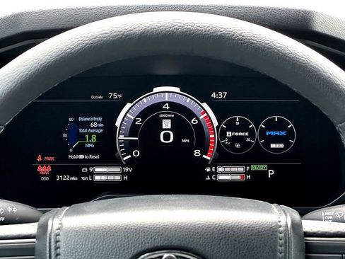 New 2025 Toyota Tundra Limited AWD/4WD image 19