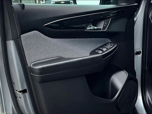 Used 2024 Chevrolet TrailBlazer LS image 9