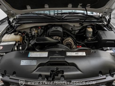 Used 2000 Chevrolet Silverado 1500 LS image 3