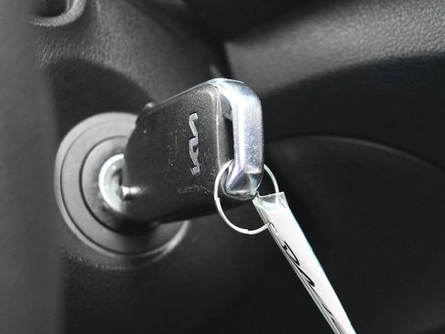 Used 2023 Kia Forte LXS w/ LXS Technology Package image 25