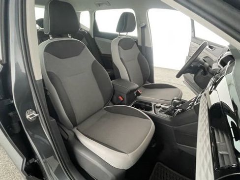 Used 2024 Volkswagen Taos S image 45