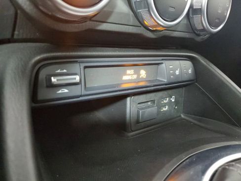 Certified 2022 MAZDA MX-5 Miata RF Grand Touring RWD image 27