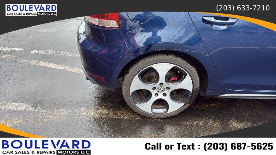 Used 2013 Volkswagen Golf 4-Door FWD image 11