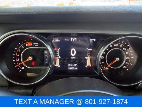 Used 2022 Jeep Wrangler Unlimited Sahara AWD/4WD image 21