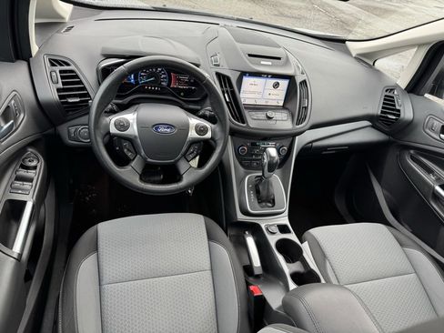 Used 2017 Ford C-MAX Energi SE w/ Equipment Group 401A image 10