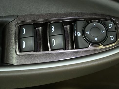 Used 2024 Chevrolet Malibu LT image 46