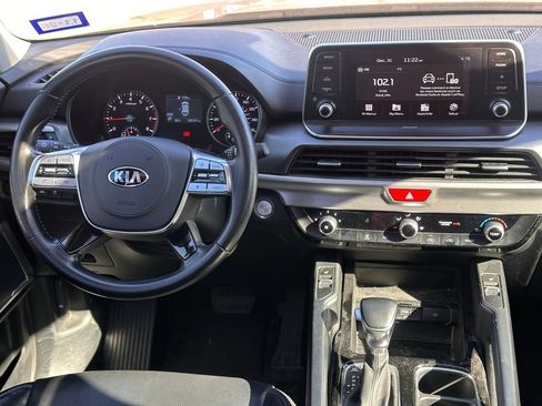 Used 2020 Kia Telluride S w/ S 8 Passenger Seating Package image 19