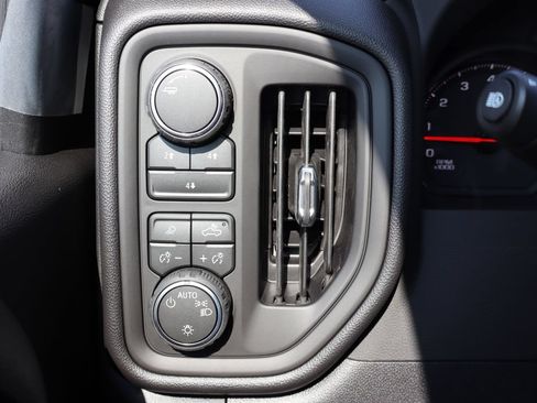 New 2026 Chevrolet Silverado 2500 Custom w/ Custom Value Package AWD/4WD image 7