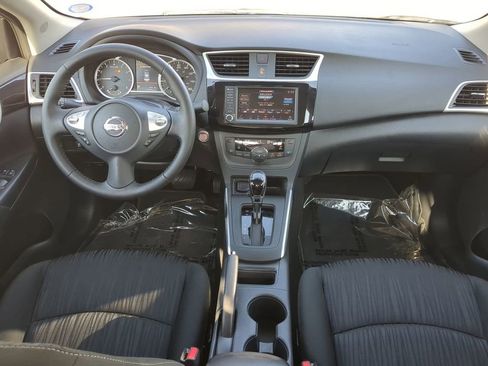 Certified 2019 Nissan Sentra SV image 15