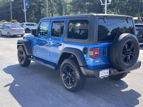 Used 2021 Jeep Wrangler Unlimited Sport AWD/4WD image 4