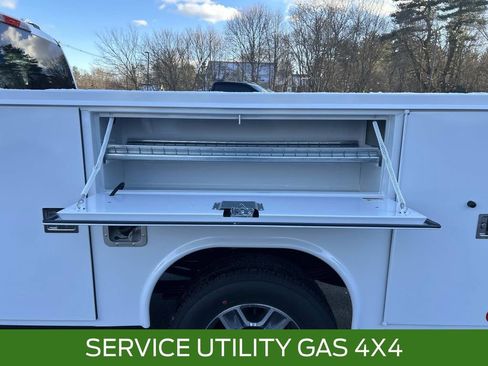 New 2025 Ford F350 XLT image 5