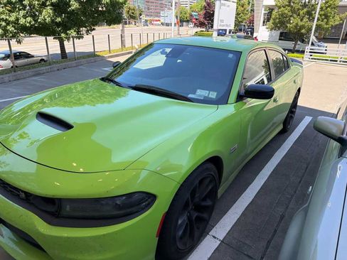 Used 2023 Dodge Charger Scat Pack w/ Harman/Kardon Audio Group RWD image 4