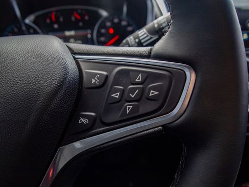 Used 2024 Chevrolet Equinox Premier image 22