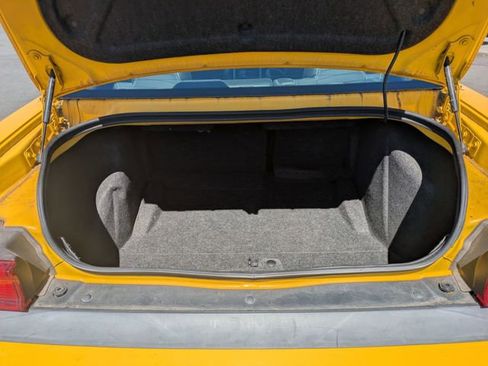 Used 2012 Dodge Challenger SRT8 Yellow Jacket w/ Premium Sound Group RWD image 21