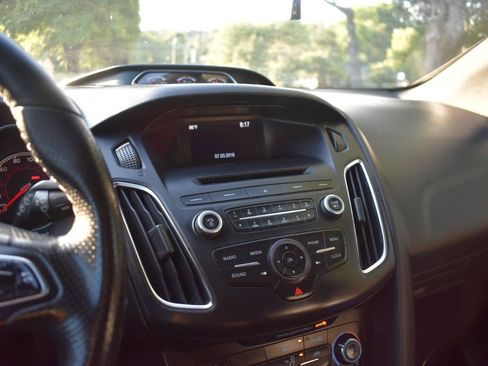 Used 2016 Ford Focus ST FWD image 30