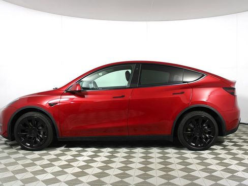 Used 2021 Tesla Model Y Long Range image 28