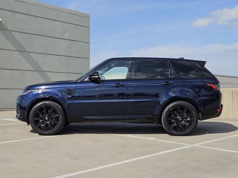 Used 2020 Land Rover Range Rover Sport HSE image 2