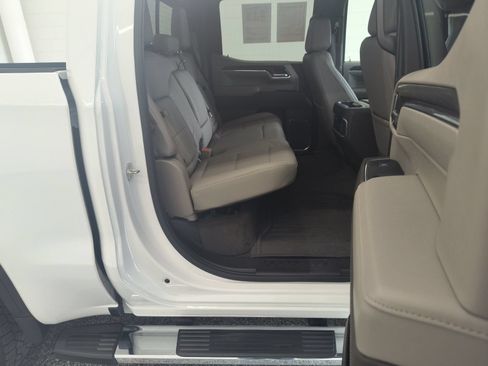 Used 2024 GMC Sierra 1500 SLT w/ SLT Premium Plus Package AWD/4WD image 26
