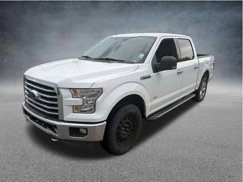 Used 2015 Ford F150 XLT w/ Equipment Group 302A Luxury AWD/4WD image 3